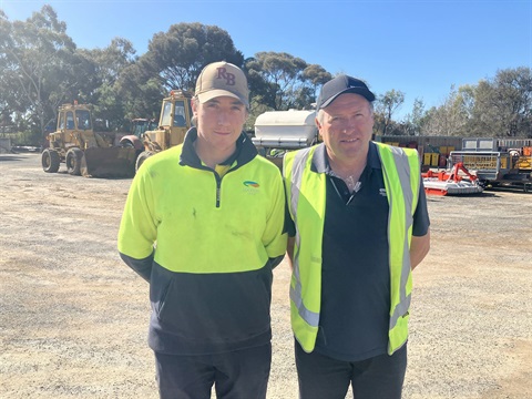 Harry and Darren Noble at Wedderburn depot.JPG