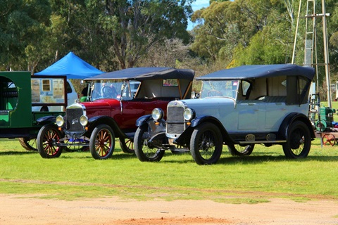 img_0219_engine_rally_antique_cars.jpg